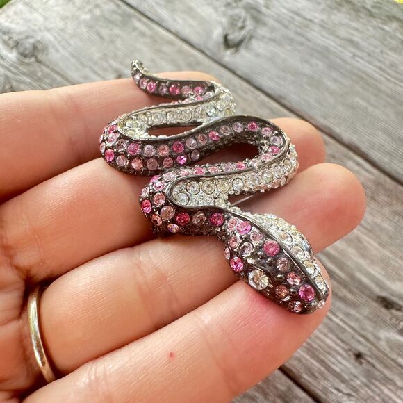 Vintage Kenneth Lane Snake Serpant Brooch WHITE & PINK  SIGNED - Picture 3 of 6